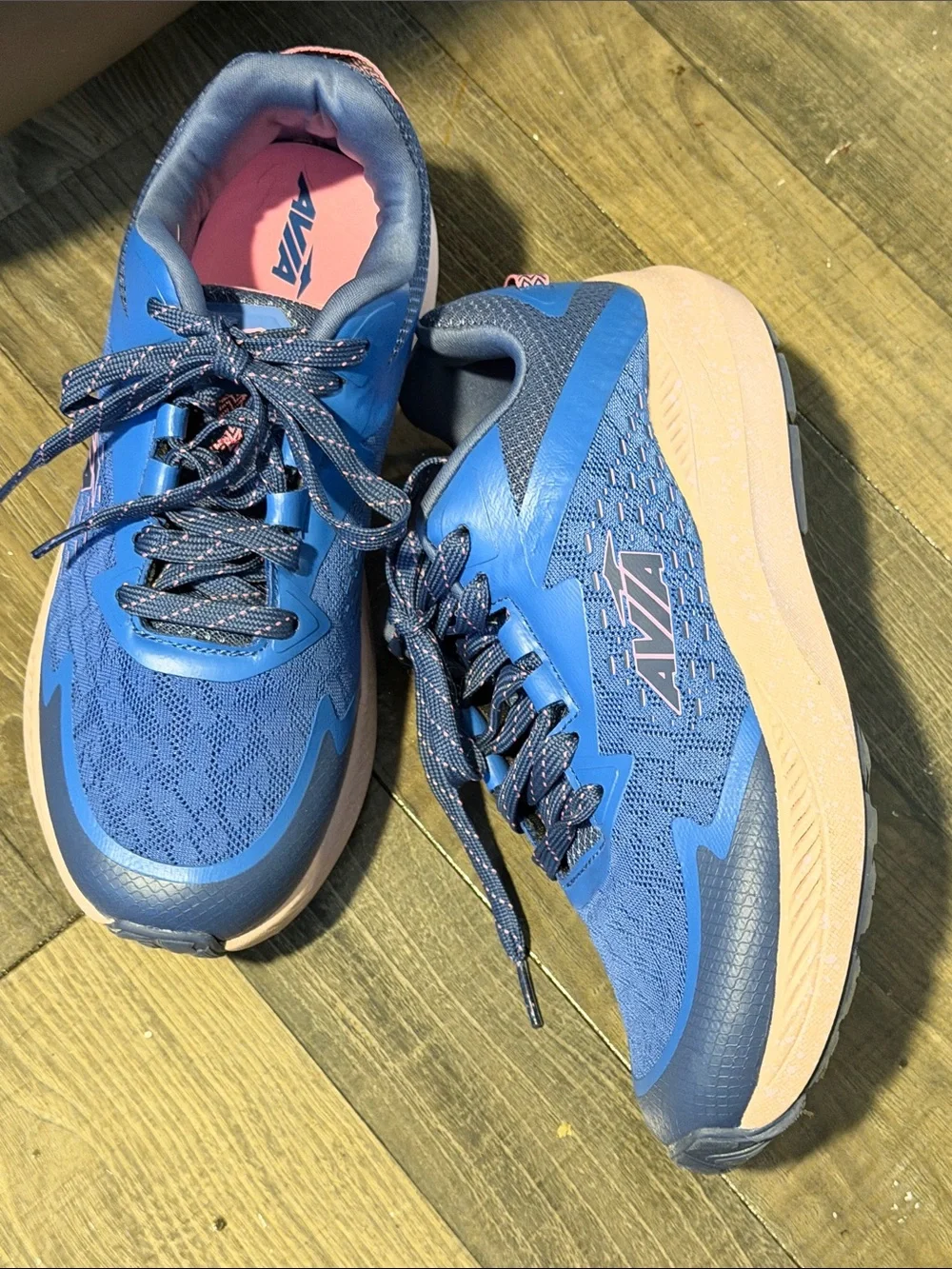 Avia Women's Blue Athletic Sneakers with Pink Lining